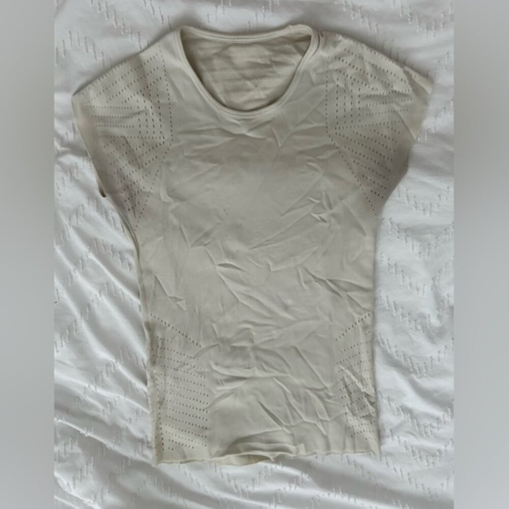 Old style Lululemon Swiftly Tech